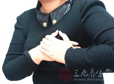 直推乳房的手法