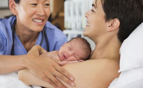 女人怎么坐月子 女人健康坐月子的方法 生化汤是什么