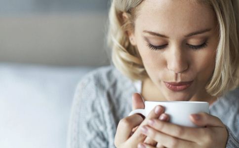 更年期女性如何养生 更年期怎么养生 更年期吃什么食疗好
