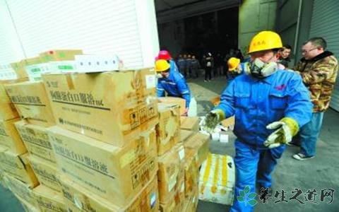 北京集中销毁假酒 喝假酒的危害有哪些