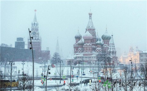 大暴雪袭击莫斯科 下雪天出行注意事项