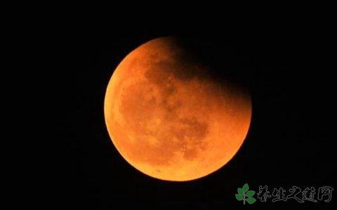 超级蓝血月全食 蓝血月全食的形成原因