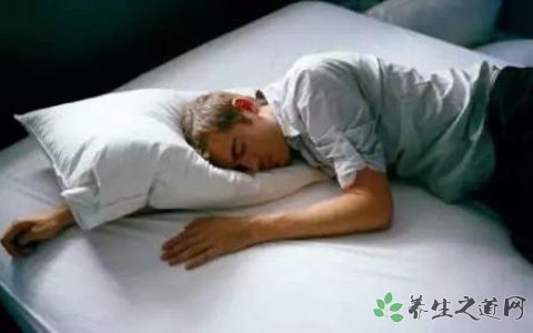海上聚众黄赌毒 吸毒有什么危害
