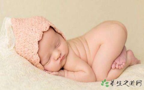 保姆粗暴对待男婴 照管婴幼儿的禁忌事项